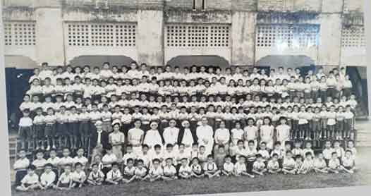 Catholic Anglo-Chinese School boys