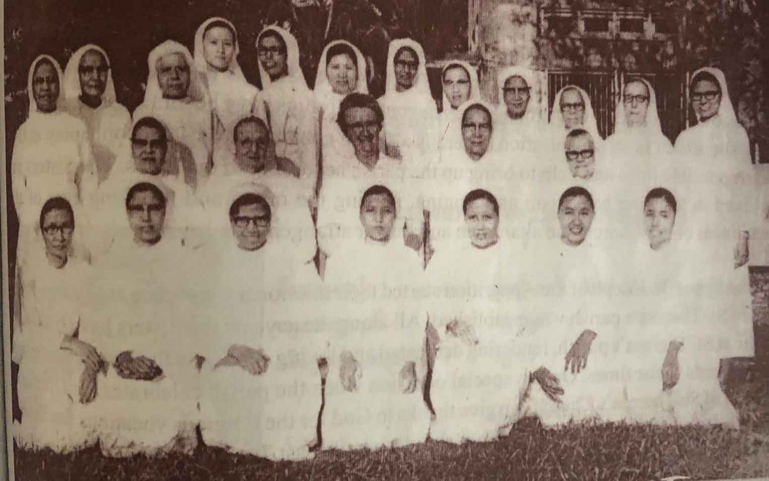 The Wan Hua Sisters with Retired Sister Dorothy Kiely