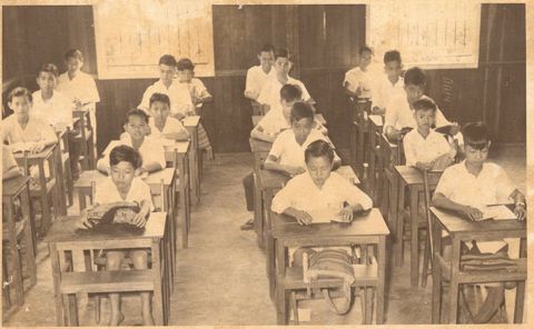 Students in their English class