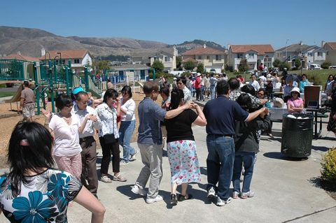 Many participants sang and danced under the sun