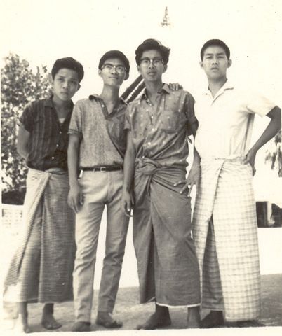 A gang of four Wan Hua alumni during a trip to Kyaikhami Beach near Moulmein (Mawlamyaing)