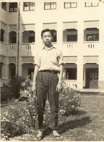 Steven Leesan Kong in front of the CACS Main Building