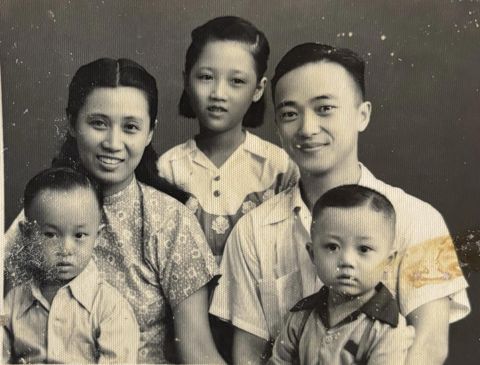 Master and Mrs. Ting with their children