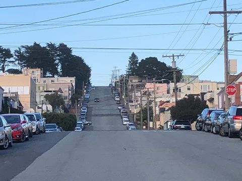 Upward slope of Quintara Street