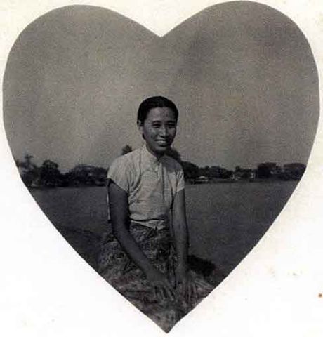 Mrs. Ting, an English-language teacher at Catholic Anglo Chinese School