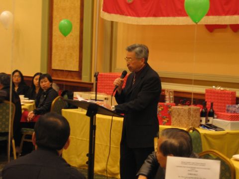 Stan Liou making a pledge